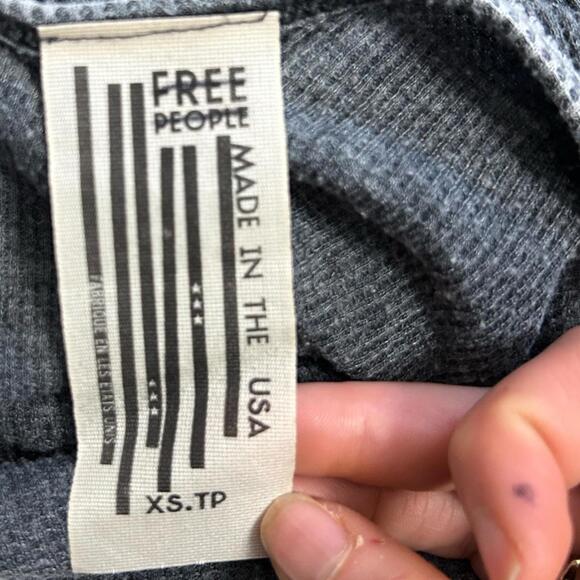 Free People l Washed Gray Thermal Top XS - Picture 7 of 8